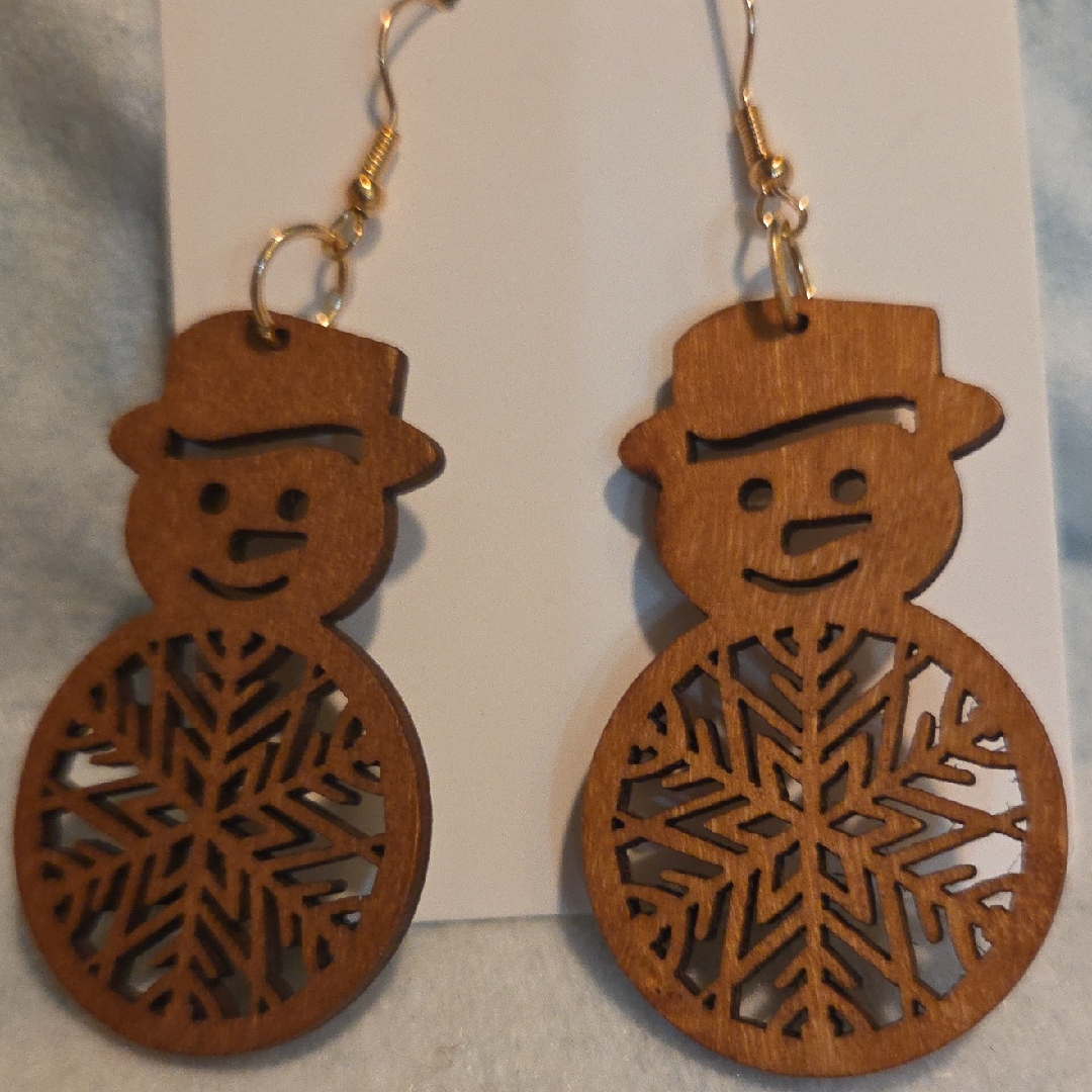Charming Snowman Wooden Earrings 5$
